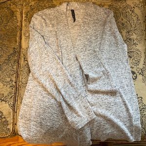 Tiffany and Grey Petite light weight cardigan